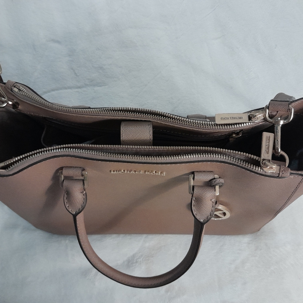 Michael Kors Sutton Large Leather - image 8